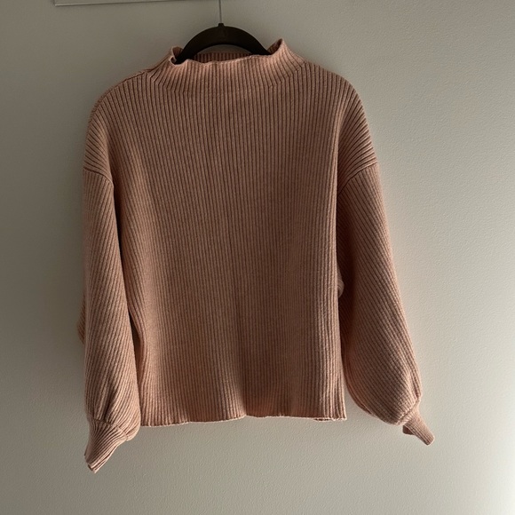 NWOT Line & Dot Alder Sweater in light pink, size: L - Picture 4 of 5